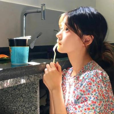 我,何爷爷